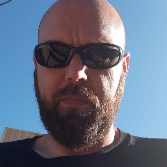 Meet your Posher, Chris - Picture 1 of 1